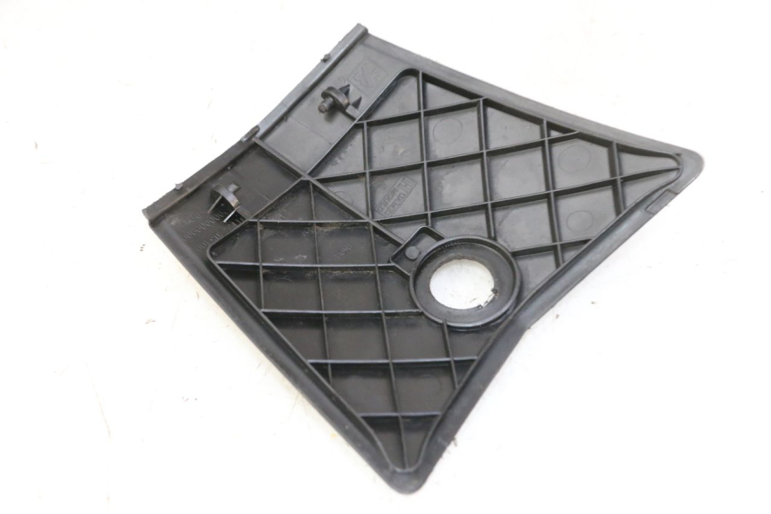 photo de TANKKLAPPE PEUGEOT VIVACITY NEW 4T 50 (2008 - 2017) - Detailansicht des Bauteils