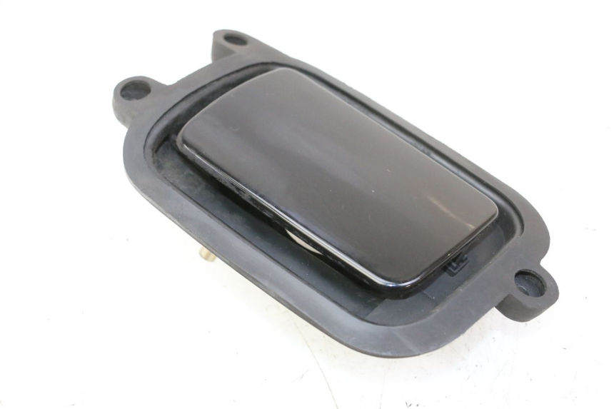 photo de TANKDECKEL YAMAHA YP MAJESTY 125 (2007 - 2010) - Detailansicht des Bauteils