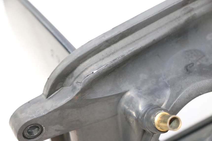 photo de TANKKLAPPE YAMAHA YP MAJESTY 125 (1998 - 2001) - Details der Befestigungspunkte