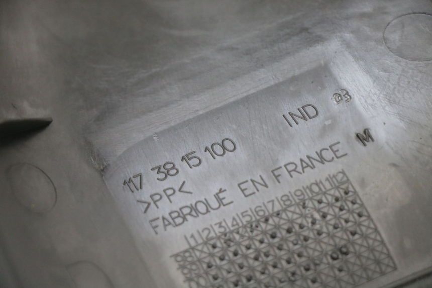 photo de REVISIONSDECKEL PEUGEOT ELYSTAR 50 (2002 - 2014) - Technische Nahaufnahme