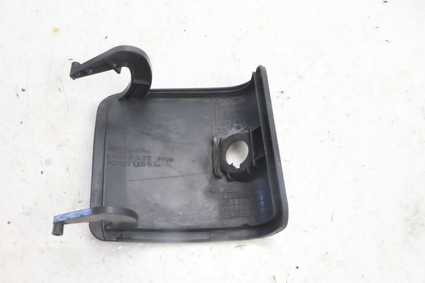photo de REVISIONSDECKEL HONDA FES PANTHEON 2T 125 (1998 - 2002) - Detailansicht des Bauteils