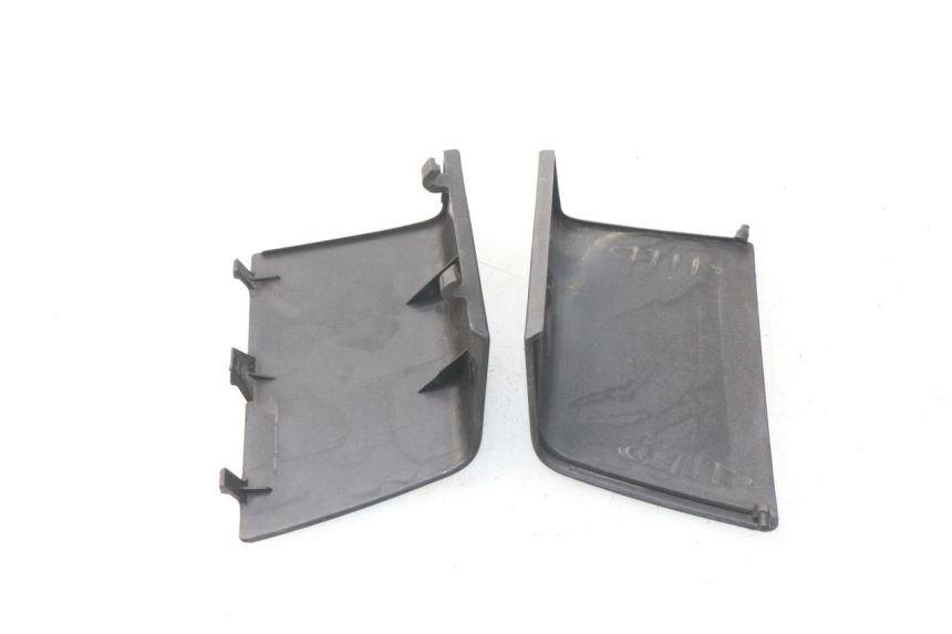 photo de REVISIONSDECKEL PEUGEOT SATELIS 300 (2012 - 2015) - Zoom auf Gebrauchszustand