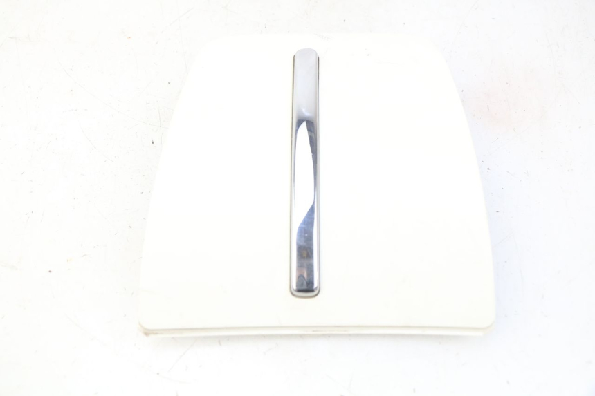 photo de RECHTE INSPEKTIONSLUKE PEUGEOT DJANGO 2T 50 (2014 - 2019) - Technische Nahaufnahme