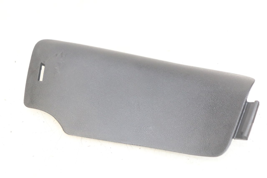 photo de RECHTE INSPEKTIONSLUKE PEUGEOT ELYSEO 125 (1999 - 2004) - Hauptansicht