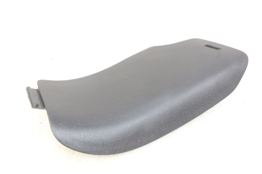 photo de RECHTE INSPEKTIONSLUKE PEUGEOT ELYSEO 125 (1999 - 2004) - Alternative Perspektive