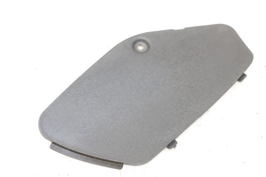 photo de RECHTE INSPEKTIONSLUKE PIAGGIO MP3 125 (2006 - 2014) - Zoom auf Gebrauchszustand