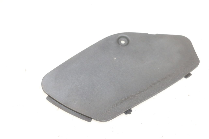 photo de RECHTE INSPEKTIONSLUKE PIAGGIO MP3 125 (2006 - 2014) - Zoom auf Gebrauchszustand