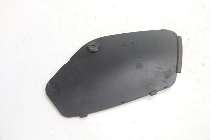 photo de RECHTE INSPEKTIONSLUKE PIAGGIO MP3 125 (2006 - 2014) - Zoom auf Gebrauchszustand