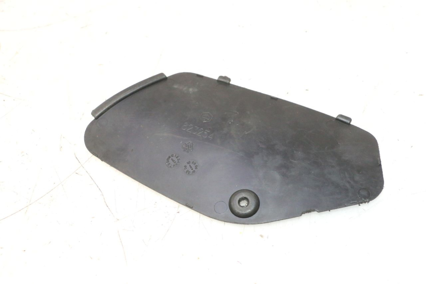 photo de RECHTE INSPEKTIONSLUKE PIAGGIO MP3 125 (2006 - 2014) - Technische Nahaufnahme