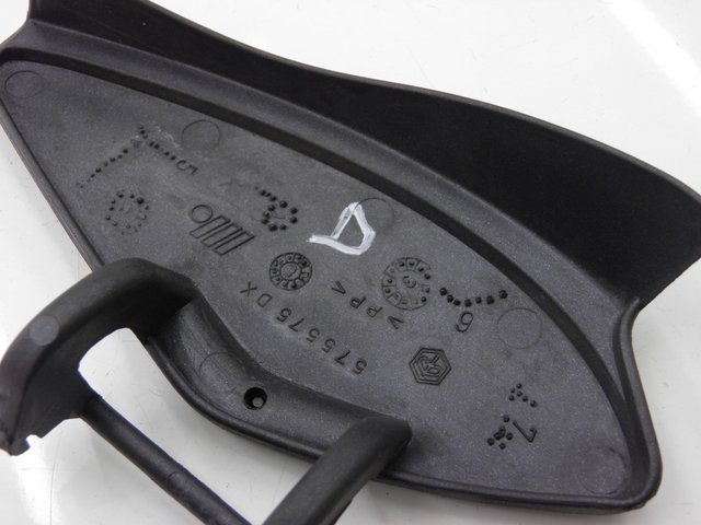 photo de RECHTE INSPEKTIONSKLAPPE PIAGGIO X9 EVOLUTION 125 (2003 - 2007) - Zoom auf Gebrauchszustand