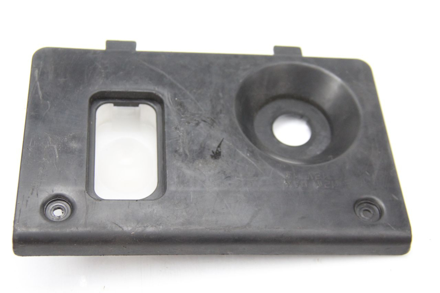 photo de REVISIONSDECKEL HONDA FES PANTHEON 125 (2003 - 2007) - Detailansicht des Bauteils