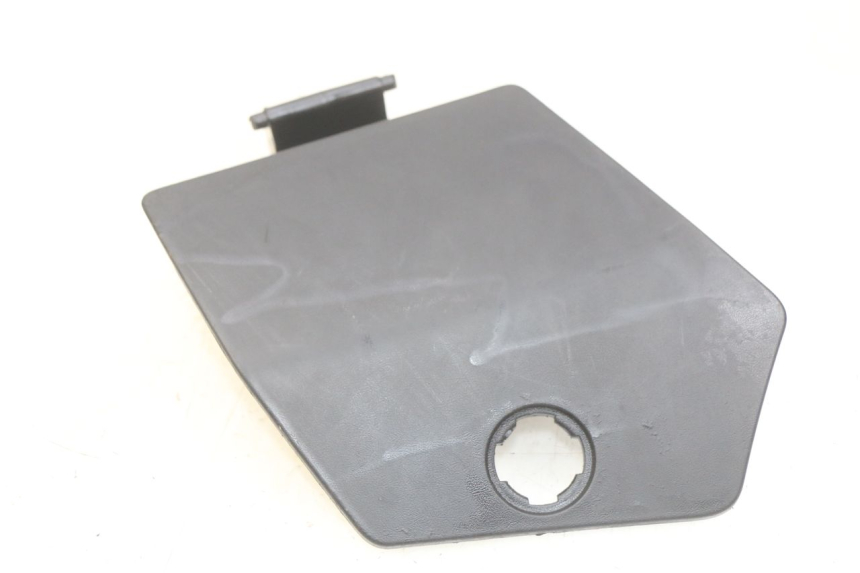 photo de LINKE INSPEKTIONSÖFFNUNGSKLAPPE PEUGEOT CITYSTAR 2T 50 (2018 - 2021) - Hauptansicht