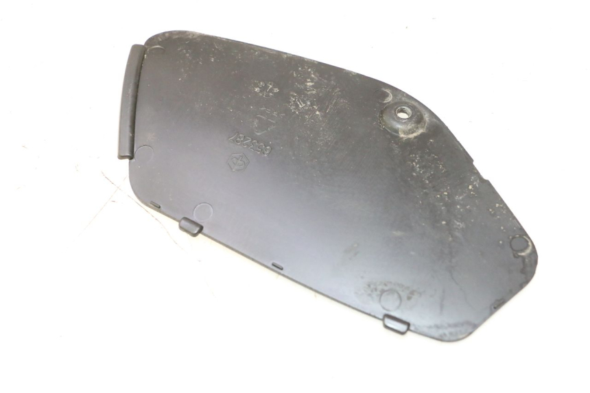 photo de  LINKS REVISIONSDECKEL PIAGGIO MP3 LT 400 (2007 - 2012) - Detailansicht des Bauteils