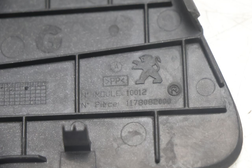 photo de LINKS ZUGANGSDECKEL PEUGEOT SATELIS 125 (2013 - 2018) - Technische Nahaufnahme