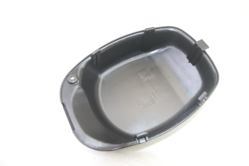 photo de INSPEKTIONSÖFFNUNG PEUGEOT KISBEE 2T 50 (2010 - 2017) - Zoom auf Gebrauchszustand