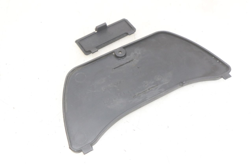 photo de INSPEKTIONSKLAPPE PIAGGIO MP3 LT 400 (2007 - 2012) - Zoom auf Gebrauchszustand