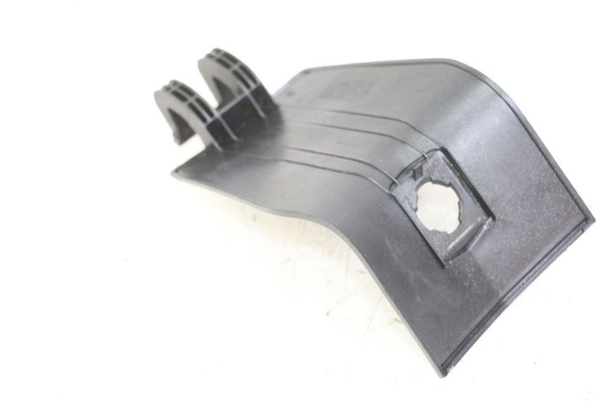 photo de REVISIONSDECKEL PEUGEOT SATELIS 125 (2013 - 2018) - Zoom auf Gebrauchszustand