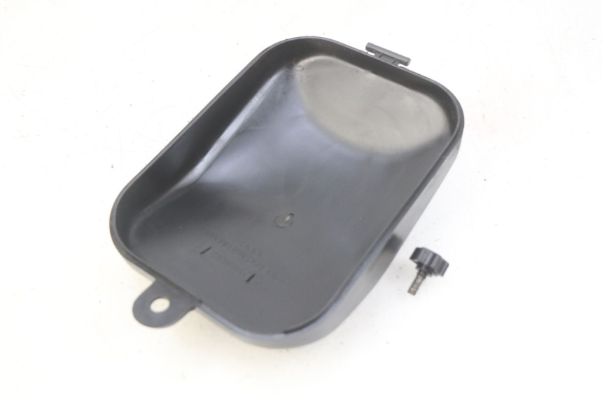 photo de INSPEKTIONSLUKE TNT MOTOR ROMA 10' 2T 50 (2011 - 2018) - Detailansicht des Bauteils