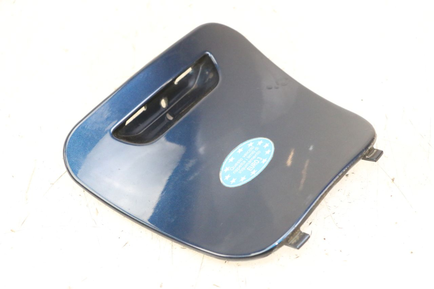 photo de REVISIONSDECKEL PIAGGIO VESPA LX 150 (2005 - 2013) - Details der Befestigungspunkte