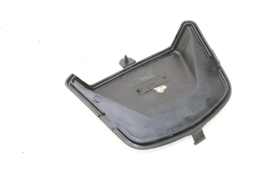 photo de REVISIONSDECKEL PEUGEOT VIVACITY 50 (2004 - 2009) - Zoom auf Gebrauchszustand