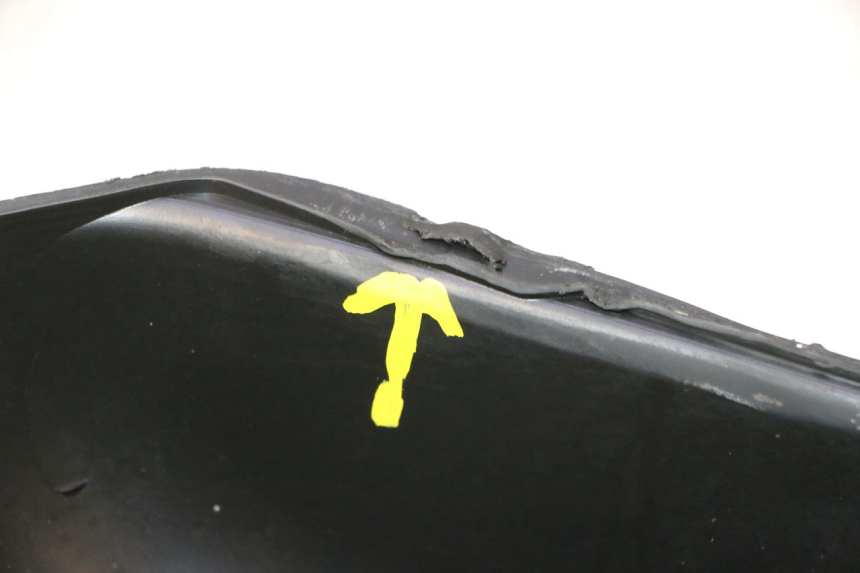 photo de INSPEKTIONSKLAPPE PIAGGIO ZIP 2T 50 (2009 - 2019) - Zoom auf Gebrauchszustand