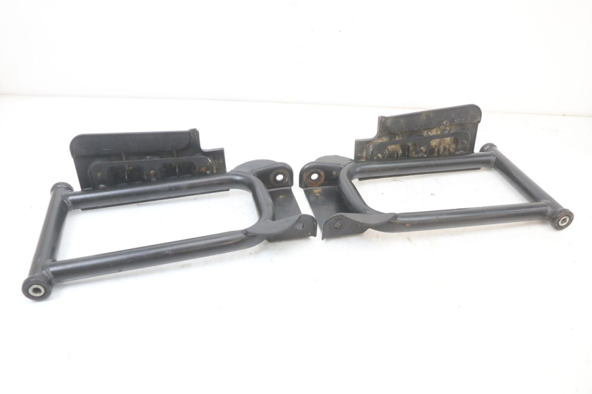 photo de HINTERER DREIECKSLENKER HYTRACK HY S 4X4 410 (2013 - 2016) - Fokus auf die Struktur