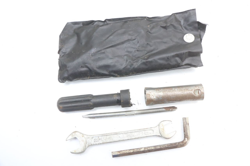 photo de WERKZEUGSET JONWAY AZTRAL 125 (2008 - 2017) - Hauptansicht