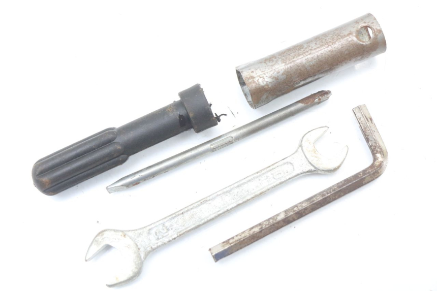 photo de WERKZEUGSET JONWAY AZTRAL 125 (2008 - 2017) - Zoom auf Gebrauchszustand