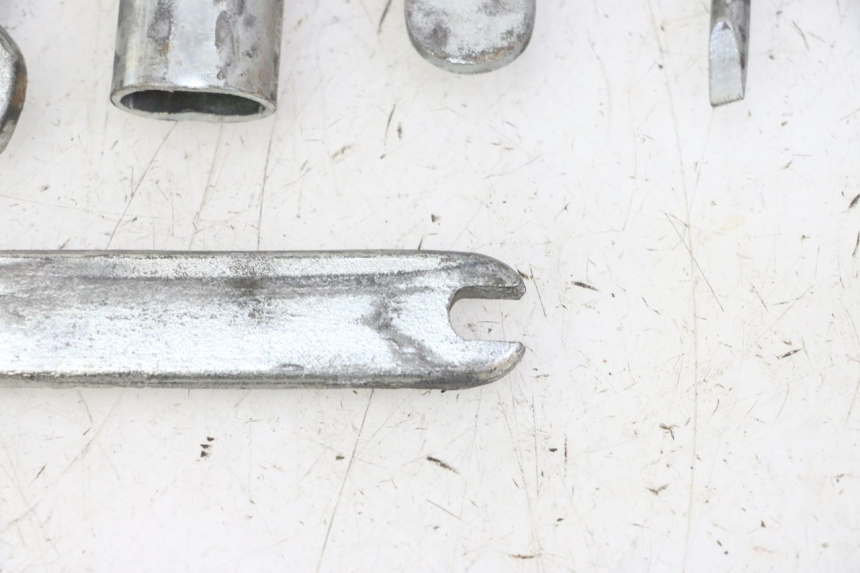 photo de WERKZEUG HONDA CBF 125 (2009 - 2015) - Technische Nahaufnahme