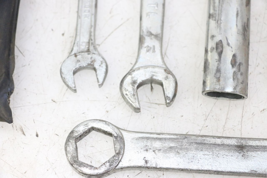 photo de WERKZEUG HONDA CBF 125 (2009 - 2015) - Gesamtansicht des Produkts