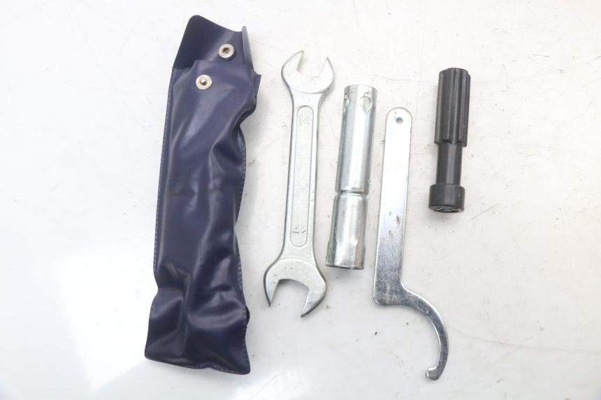 photo de Werkzeugtasche KYMCO DINK STREET ABS 125 (2011 - 2018) - Zoom auf Gebrauchszustand