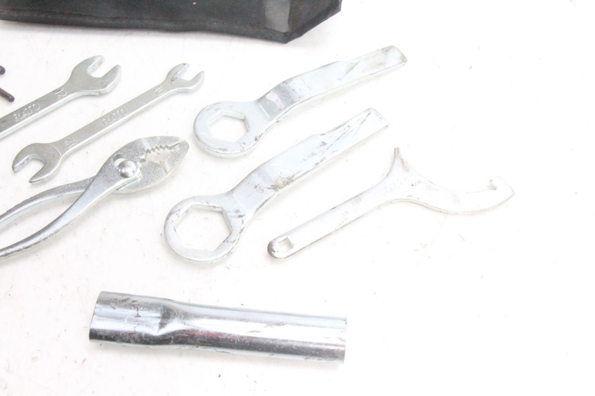 photo de WERKZEUG KAWASAKI ER-6 ER6 F ABS 650 (2012 - 2016) - Technische Nahaufnahme