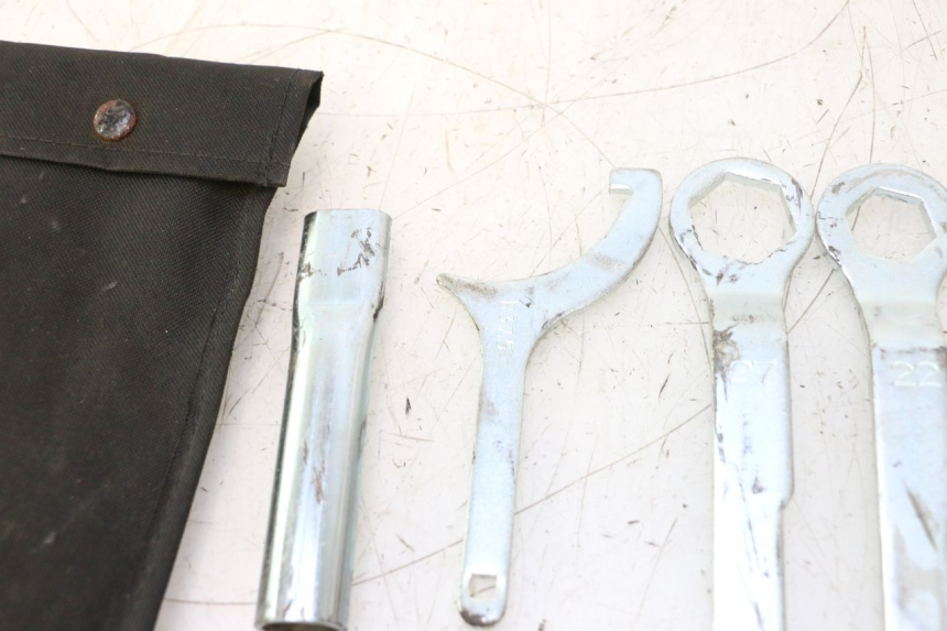 photo de WERKZEUG KAWASAKI ER-6 ER6 F ABS 650 (2012 - 2016) - Oberflächenzustand und Material