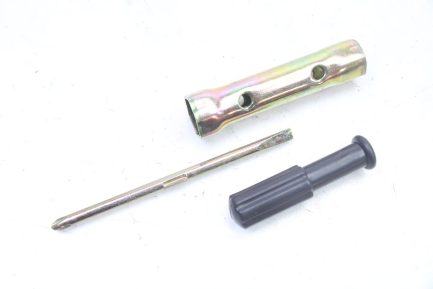 photo de WERKZEUG SYM FIDDLE 3 III 125 (2014 - 2020) - Zoom auf Gebrauchszustand