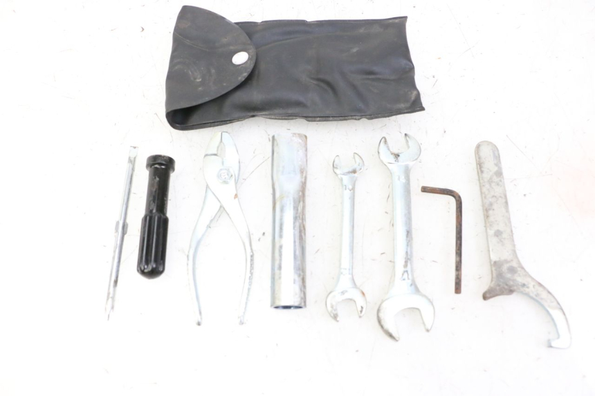 photo de WERKZEUG SUZUKI GSR 750 (2011 - 2017) - Geprüftes Gebrauchtteil