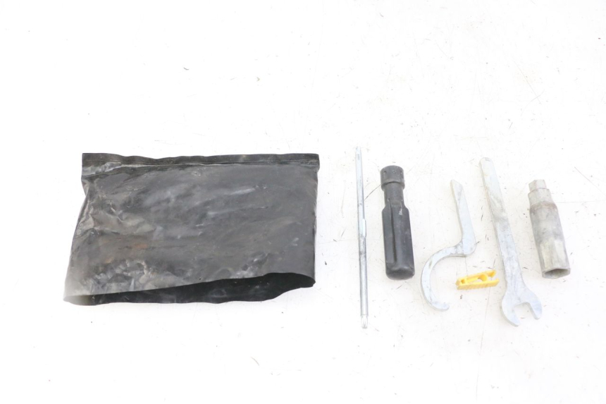 photo de WERKZEUGSET PIAGGIO MP3 LT 300 (2010 - 2016) - Hauptansicht