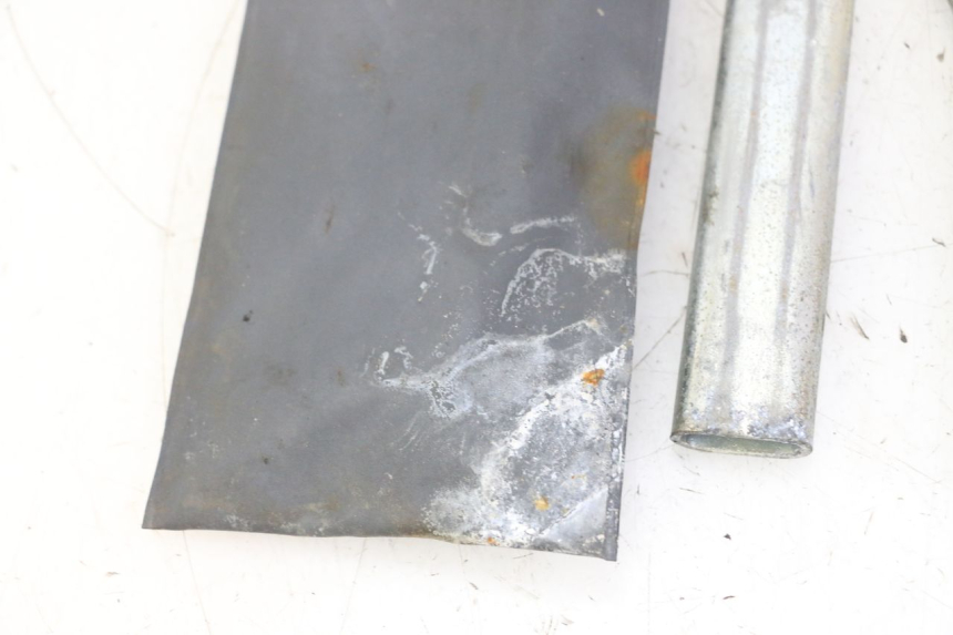 photo de WERKZEUGSET HONDA SCV LEAD 100 (2003 - 2007) - Details der Befestigungspunkte