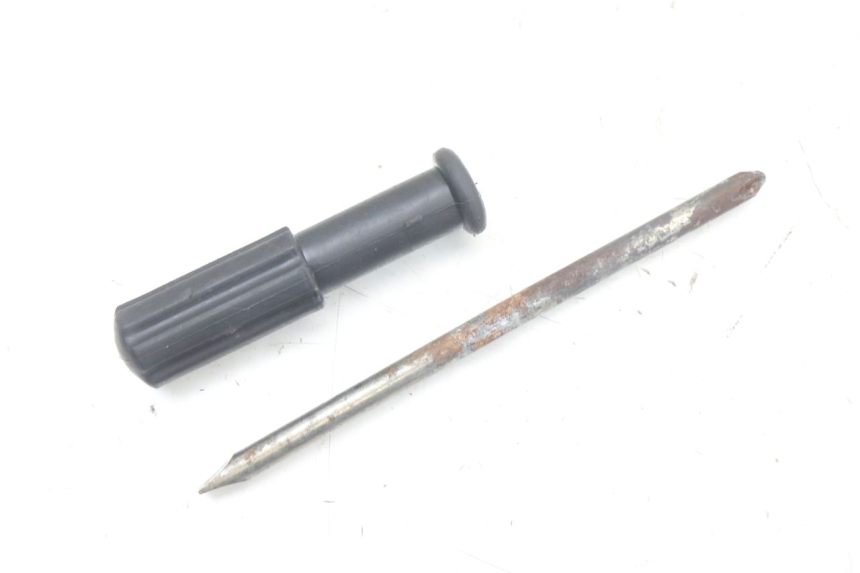 photo de WERKZEUG APRILIA SR MOTARD 50 (2012 - 2018) - Zoom auf Gebrauchszustand