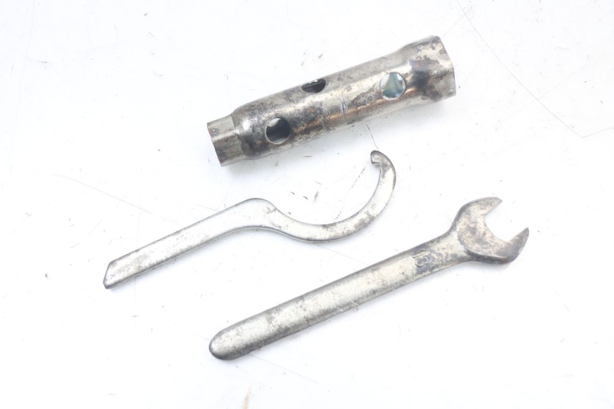 photo de WERKZEUG APRILIA SR MOTARD 50 (2012 - 2018) - Alternative Perspektive