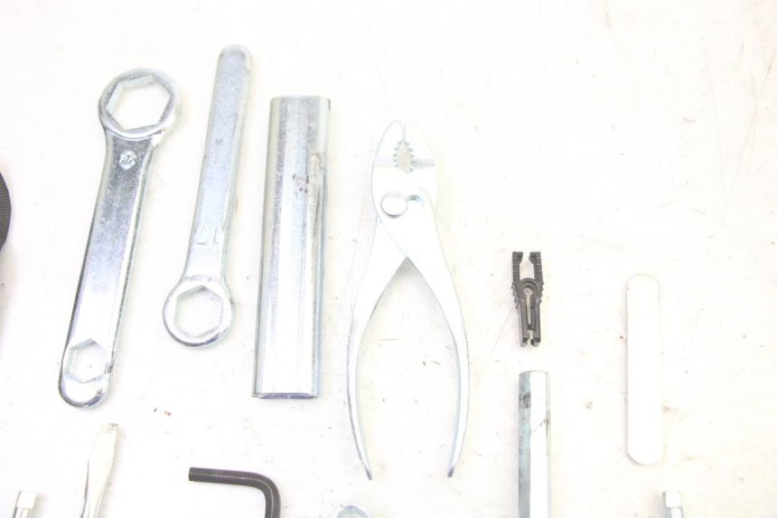 photo de WERKZEUG HONDA ST PAN EUROPEAN 1300 (2002 - 2013) - Alternative Perspektive