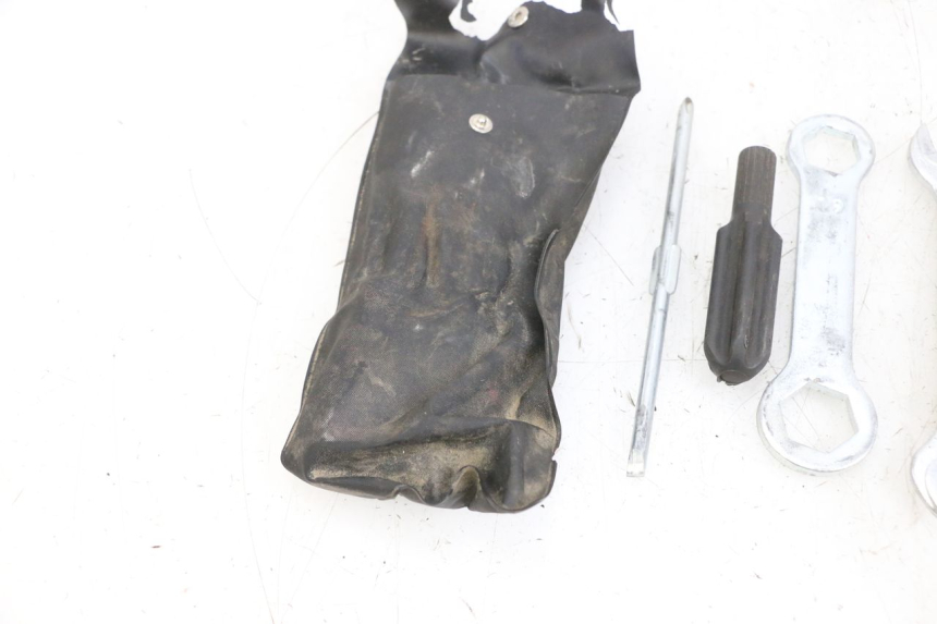 photo de WERKZEUG YAMAHA TZR 50 (2008 - 2016) - Technische Nahaufnahme