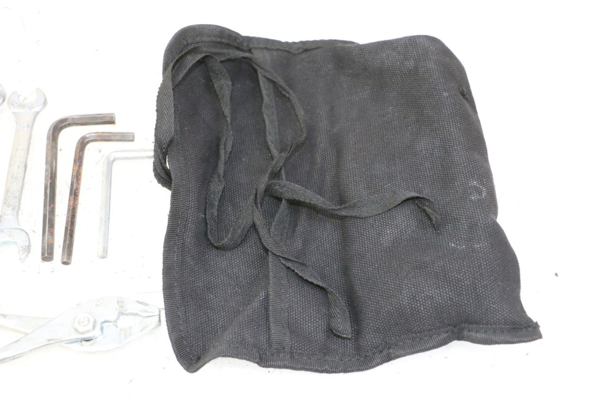 photo de WERKZEUG YAMAHA XJ6 ABS 600 (2008 - 2016) - Geprüftes Gebrauchtteil