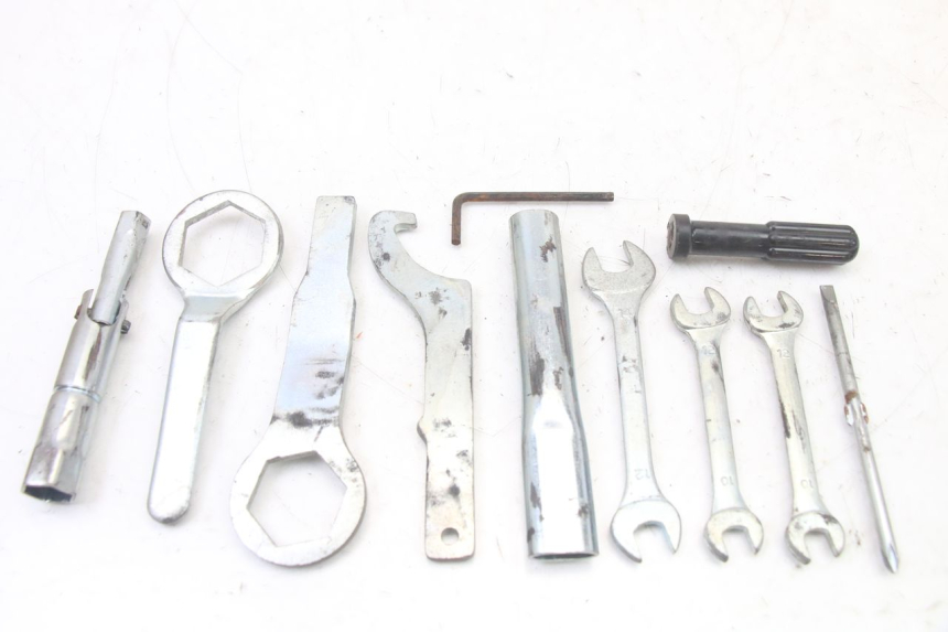 photo de WERKZEUG YAMAHA FZ6 FAZER S2 600 (2007 - 2011) - Hauptansicht