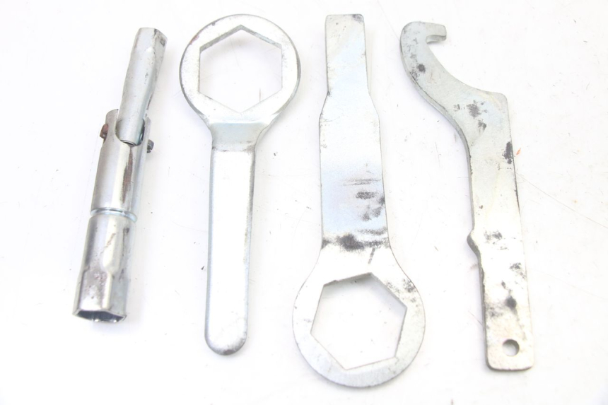 photo de WERKZEUG YAMAHA FZ6 FAZER S2 600 (2007 - 2011) - Detailansicht des Bauteils