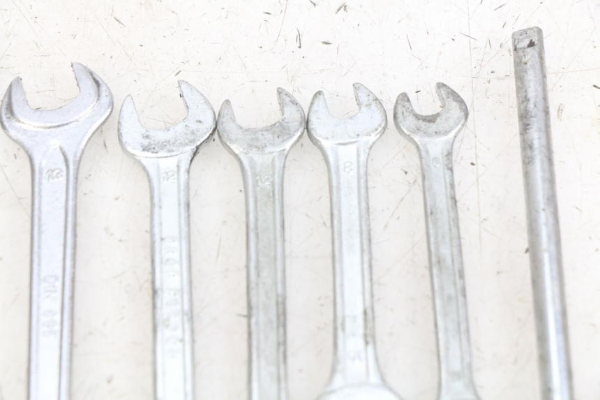 photo de WERKZEUGSET YAMAHA YP MAJESTY 125 (2007 - 2010) - Geprüftes Gebrauchtteil