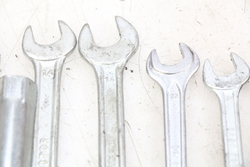 photo de WERKZEUGSET YAMAHA YP MAJESTY 125 (2007 - 2010) - Kennzeichnungen und Originalreferenzen