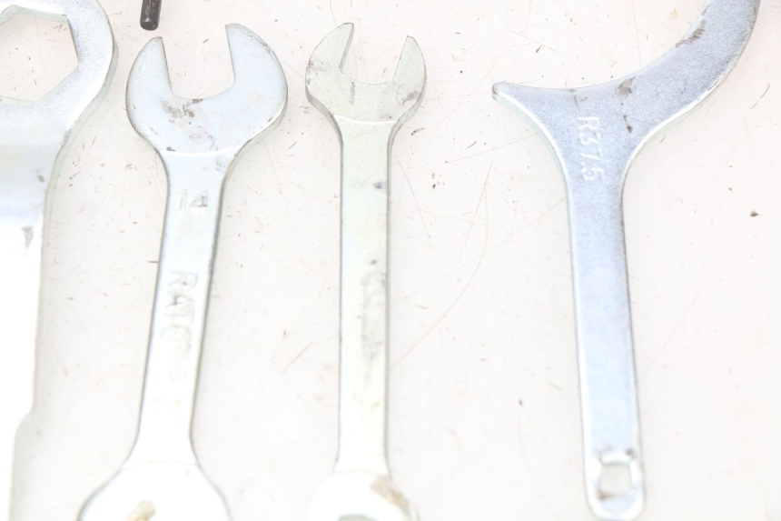 photo de WERKZEUGSET KAWASAKI Z 650 (2016 - 2019) - Alternative Perspektive