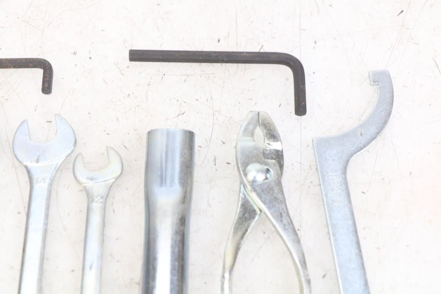 photo de WERKZEUGSET KAWASAKI Z 750 (2007 - 2013) - Technische Nahaufnahme