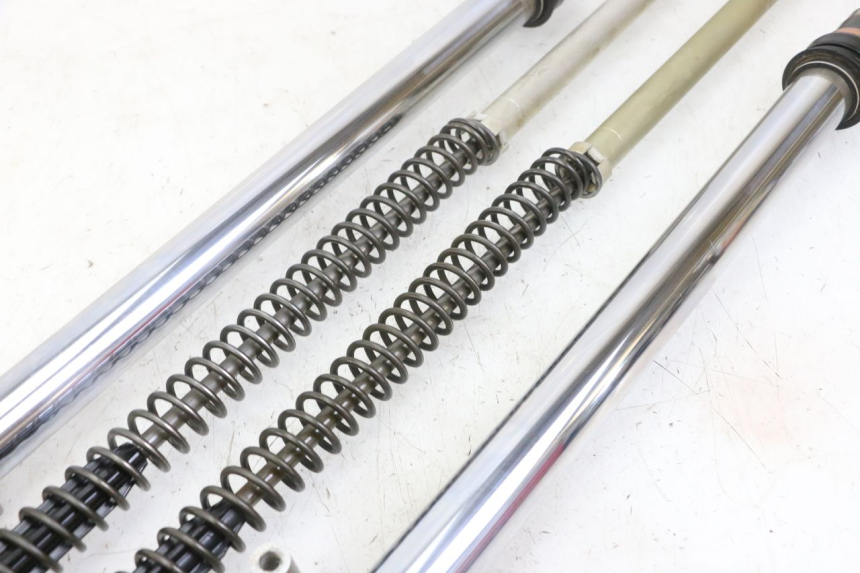 photo de STANDROHR HONDA CR 85 (2003 - 2007) - Fokus auf die Struktur