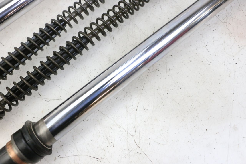 photo de STANDROHR HONDA CR 85 (2003 - 2007) - Oberflächenzustand und Material